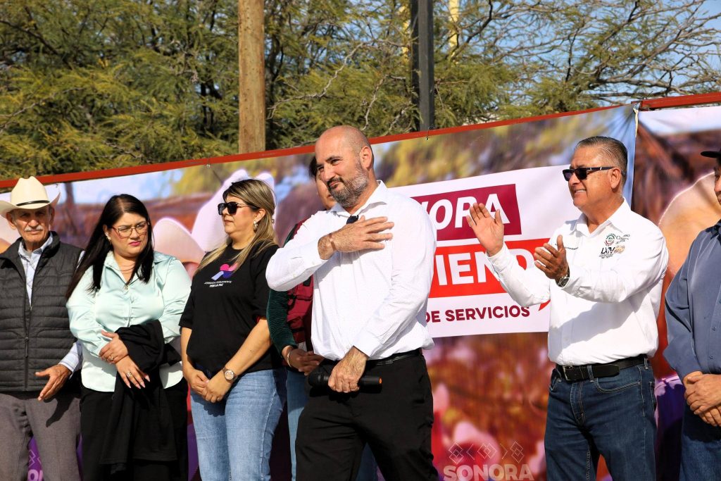 Gran convocatoria de familias registró la Feria de Servicios”Sonora Atiende” en Puerto Peñasco.