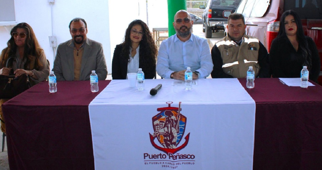 Recibieron 45 familias materiales para mejoramiento de sus viviendas del programa COVES por parte del alcalde Alejandro Verdugo Angulo.