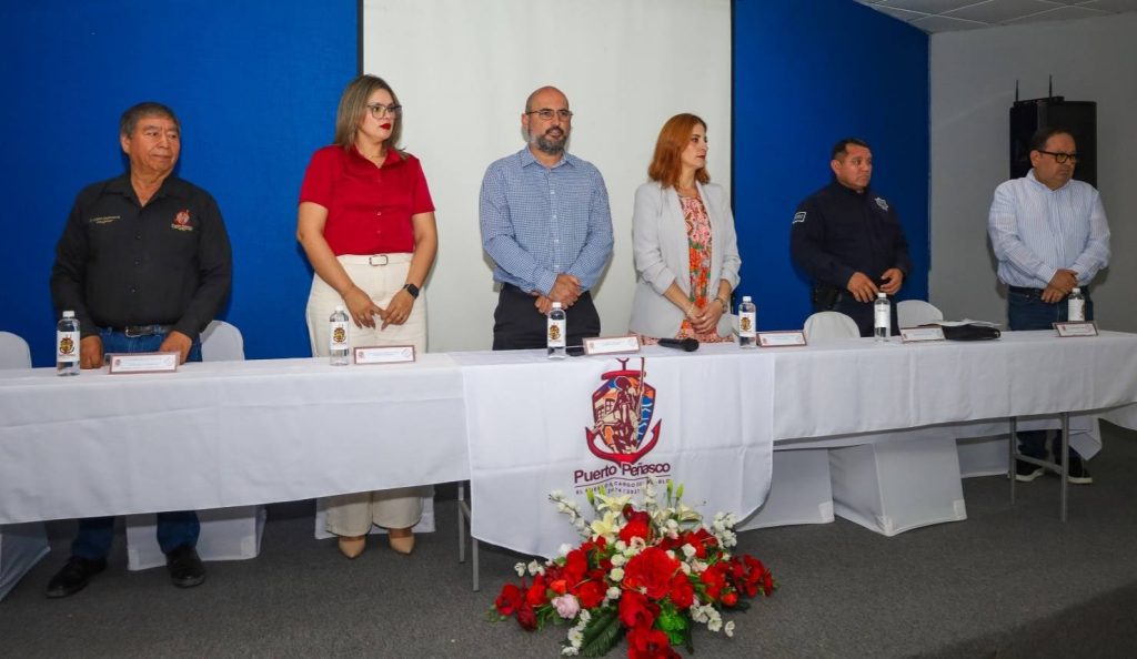 ENTREGA PRESIDENTE MUNICIPAL ALEJANDRO VERDUGO 71 CÁMARAS CORPORALES A LA POLICÍA MUNICIPAL DE PUERTO PEÑASCO PARA FORTALECER LA TRANSPARENCIA Y SEGURIDAD.
