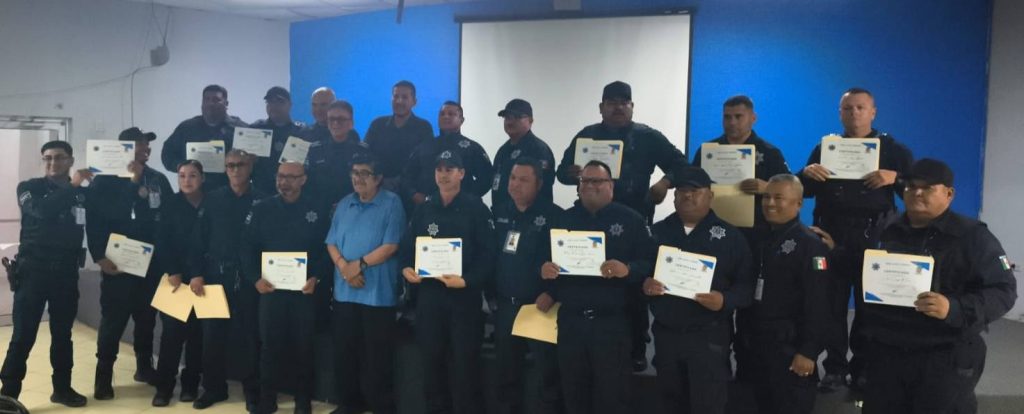 RECIBEN ELEMENTOS DE SEGURIDAD PUBLICA MUNICIPAL CAPACITACIÓN Y CERTIFICACIÓN DE 7 HABILIDADES.