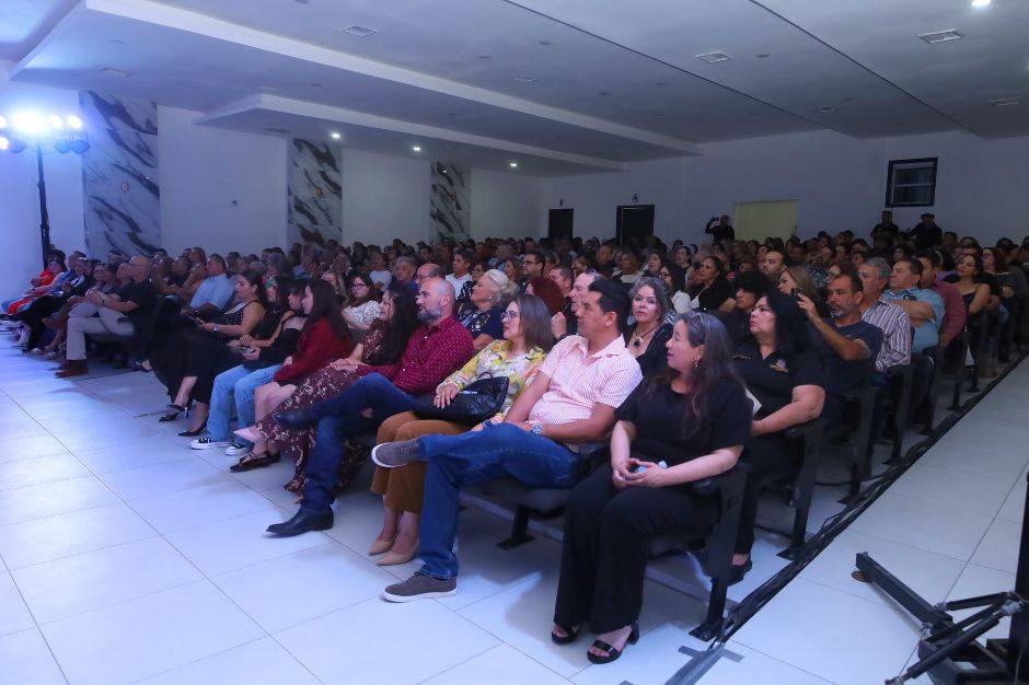 Disfrutaron peñasquenses del Concierto Tributo a José José a beneficio de la Clínica de Hemodiálisis