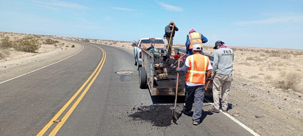 BACHEO EN TRAMOS DAÑADOS